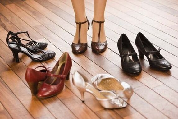 Women with varicose veins are not recommended to wear shoes with a heel height higher than 4 cm. 