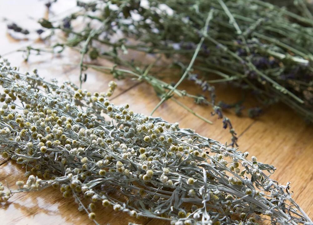 Dried mute leaves